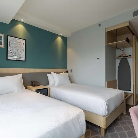 Hampton By Hilton Utrecht Centraal Station-2